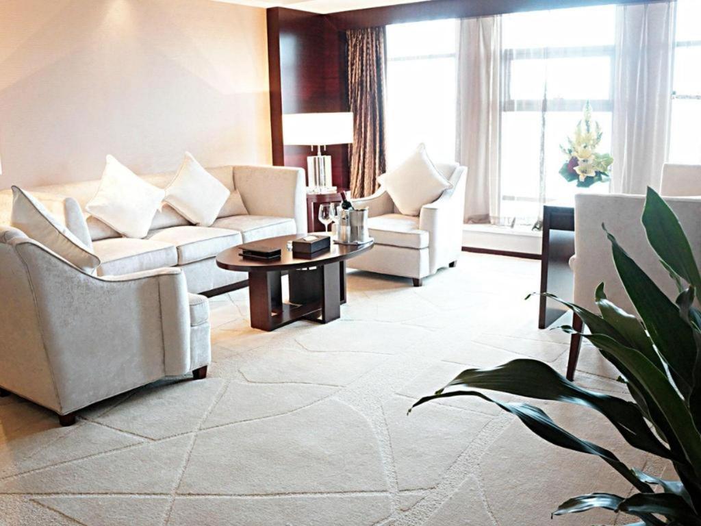 White Swan Hotel Changsha Bagian luar foto
