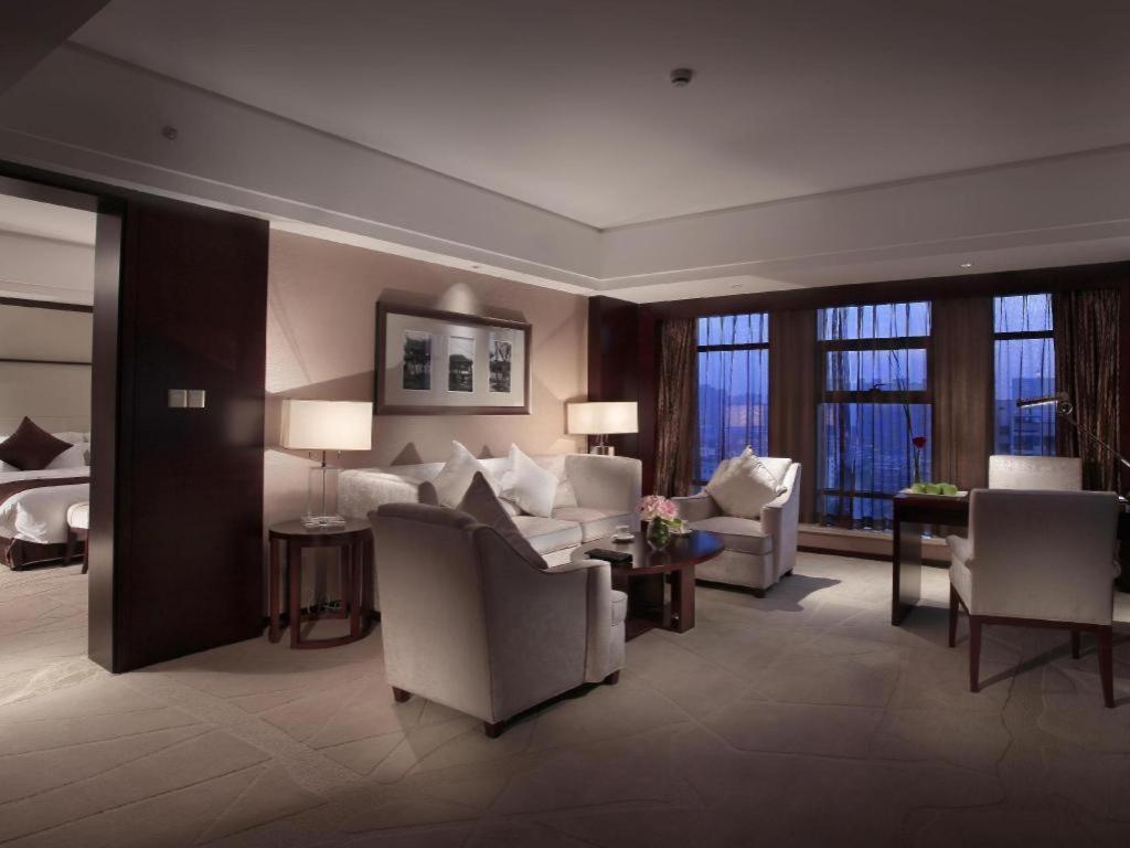White Swan Hotel Changsha Bagian luar foto